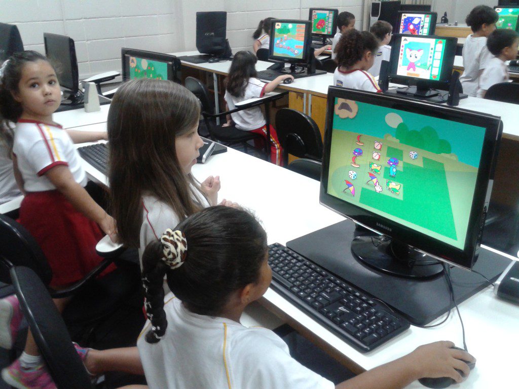 🔴[JOGOS EDUCATIVOS] Brincando com Ariê 3 