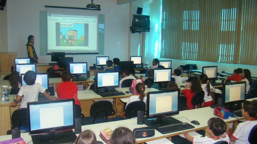 JOGO EDUCATIVO NA AULA DE INFORMÁTICA – CCDA – Colégio Carlos