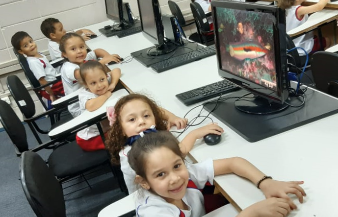 No Mundo da Infância: Informática e Educação Infantil