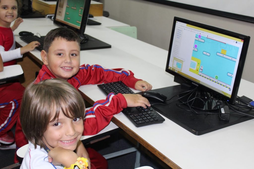 JOGO EDUCATIVO NA AULA DE INFORMÁTICA – CCDA – Colégio Carlos