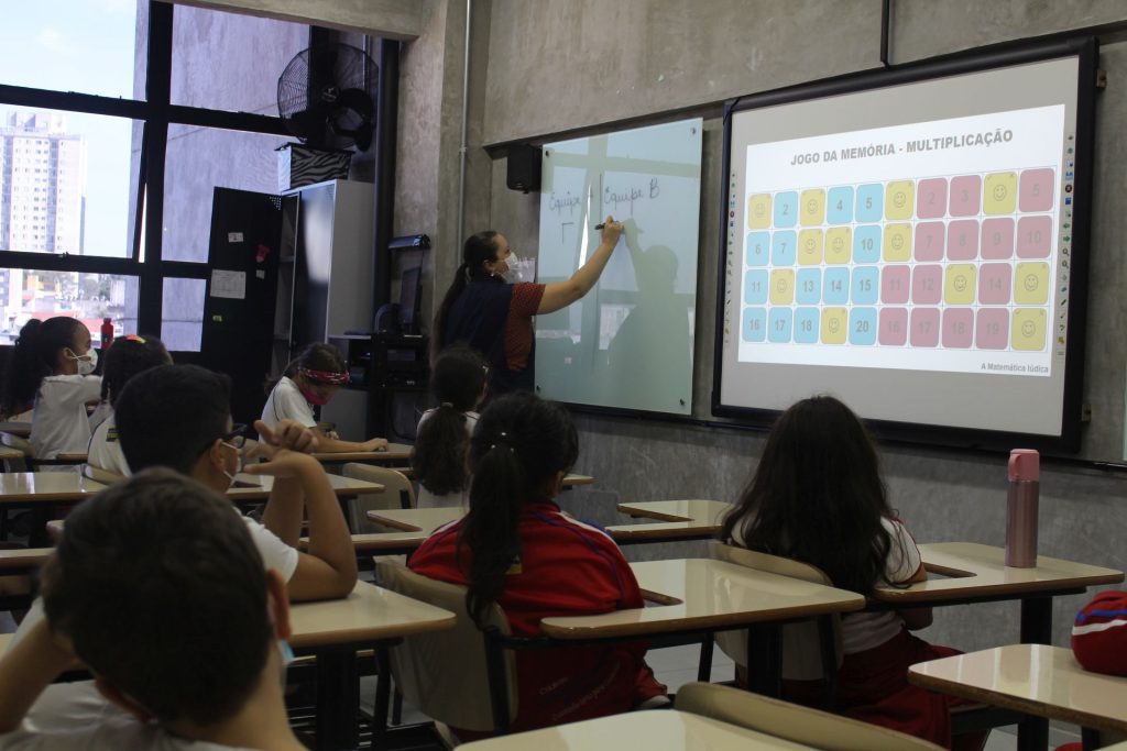 JOGO EDUCATIVO ARIÊ – CCDA – Colégio Carlos Drummond de Andrade